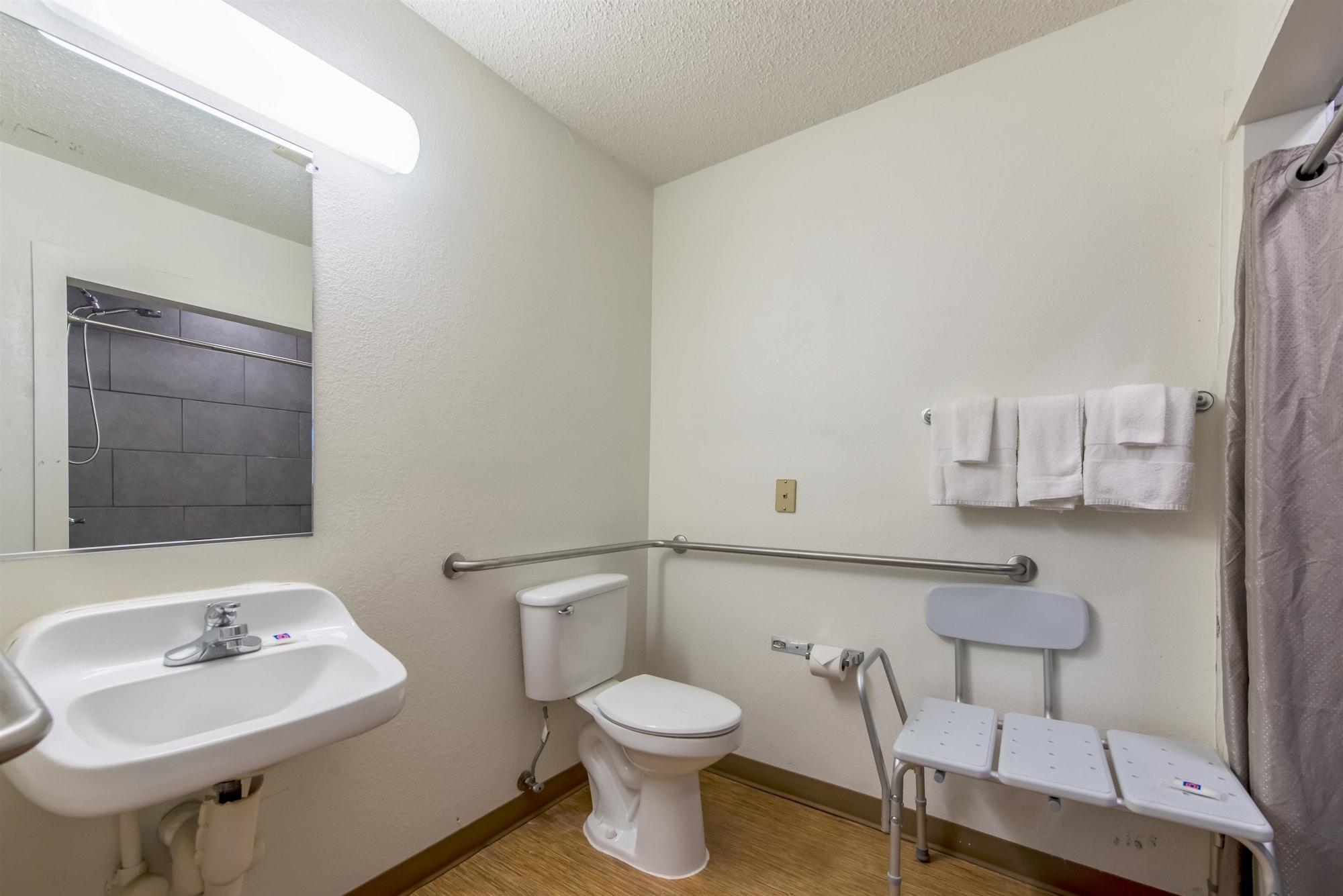 Motel 6 Indianapolis Carmel Ngoại thất bức ảnh