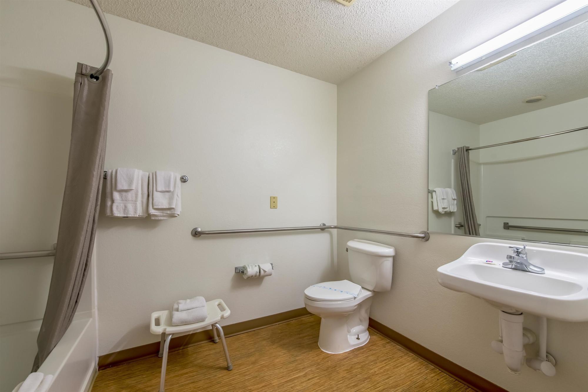 Motel 6 Indianapolis Carmel Ngoại thất bức ảnh