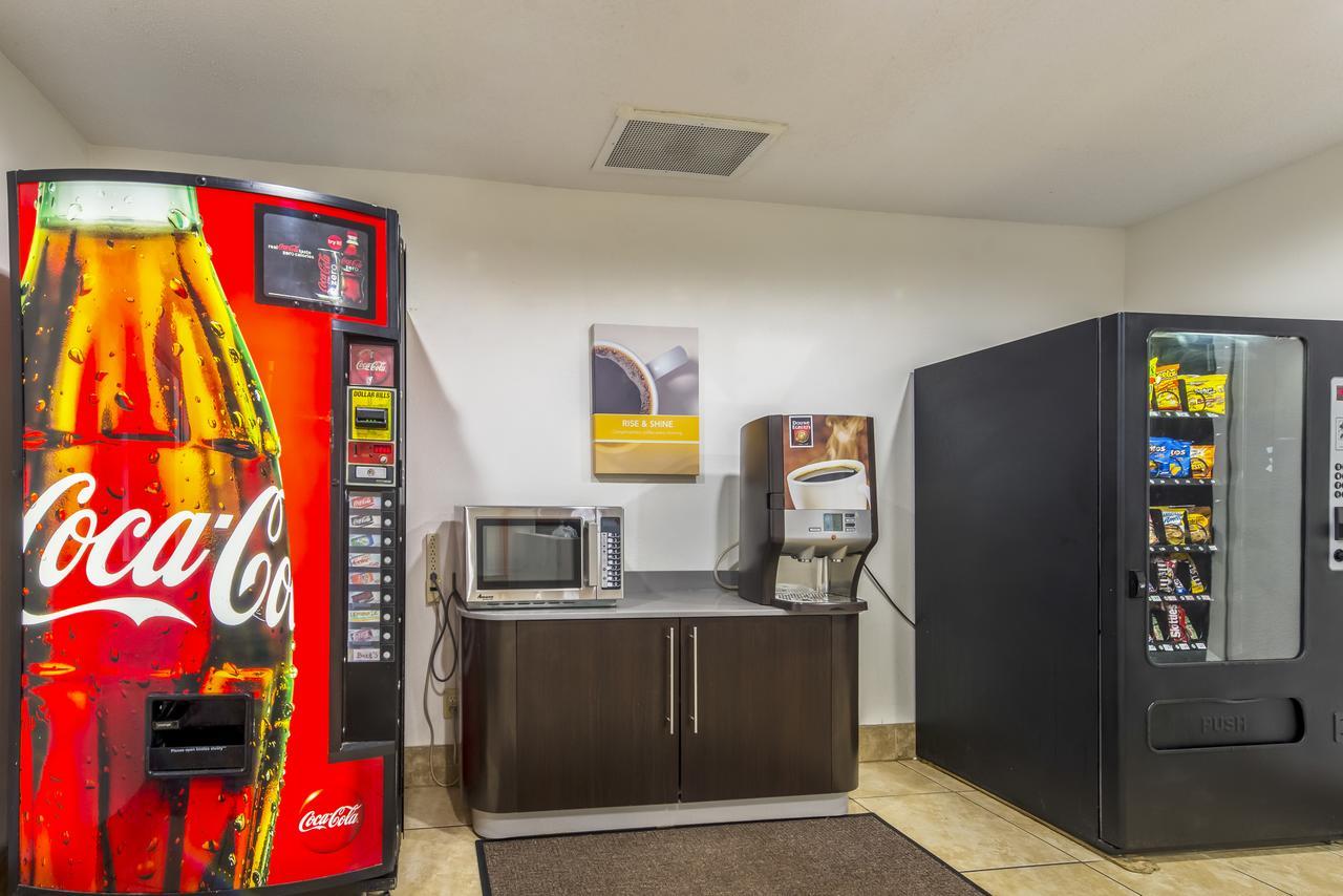 Motel 6 Indianapolis Carmel Ngoại thất bức ảnh